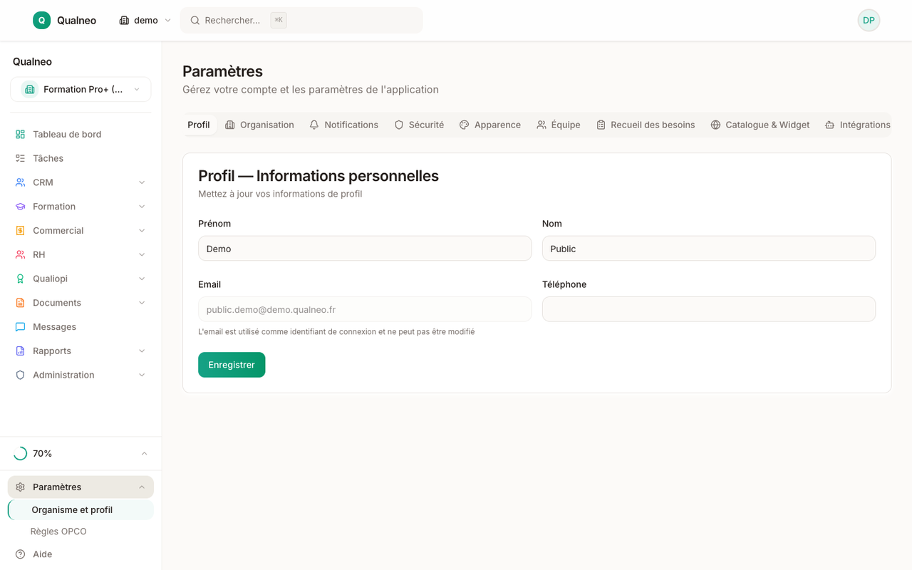 Paramètres des rôles et permissions avec matrice modules x opérations